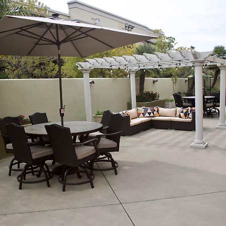 Holiday Inn Express Hotel & Suites Vacaville By Ihg Экстерьер фото