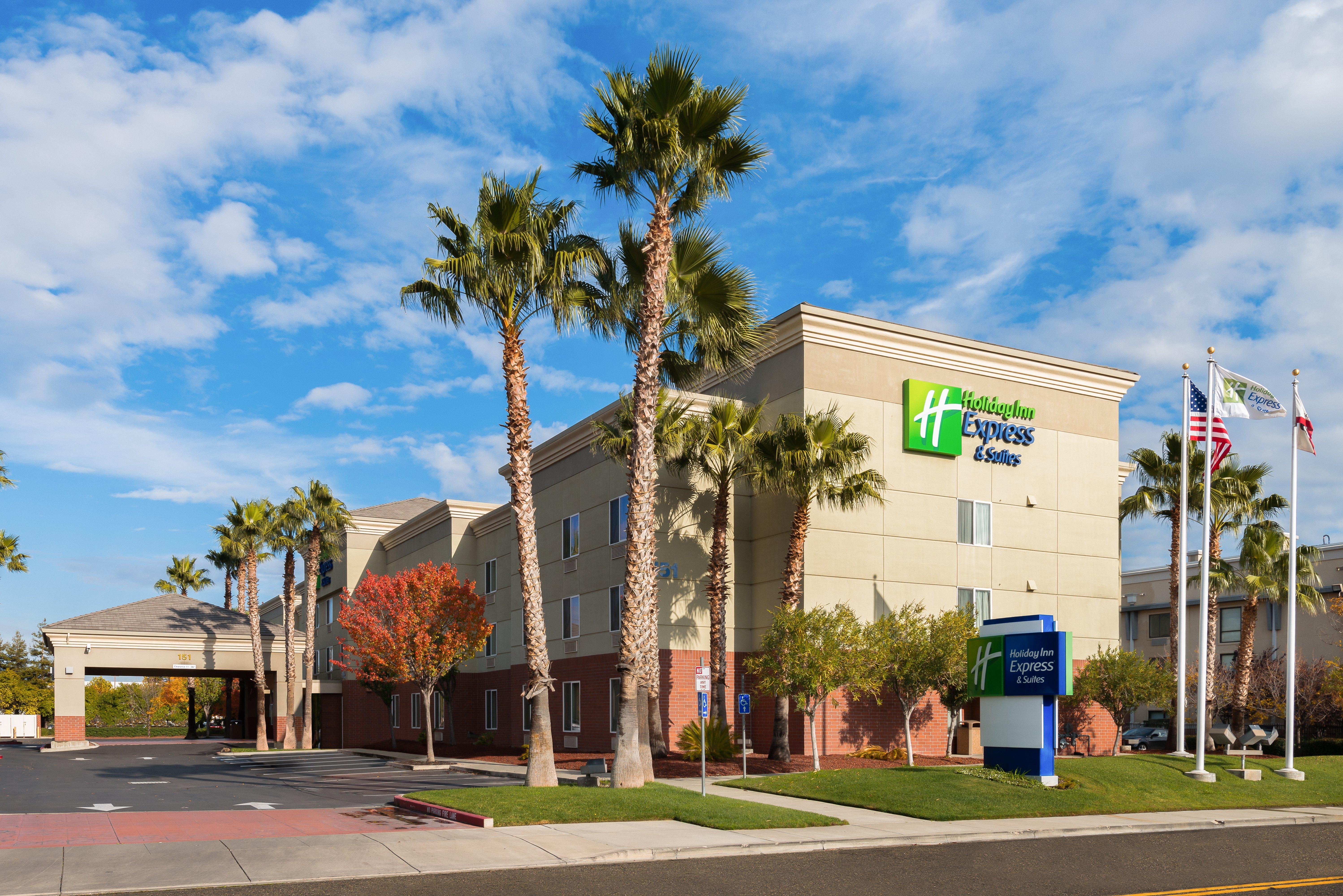 Holiday Inn Express Hotel & Suites Vacaville By Ihg Экстерьер фото