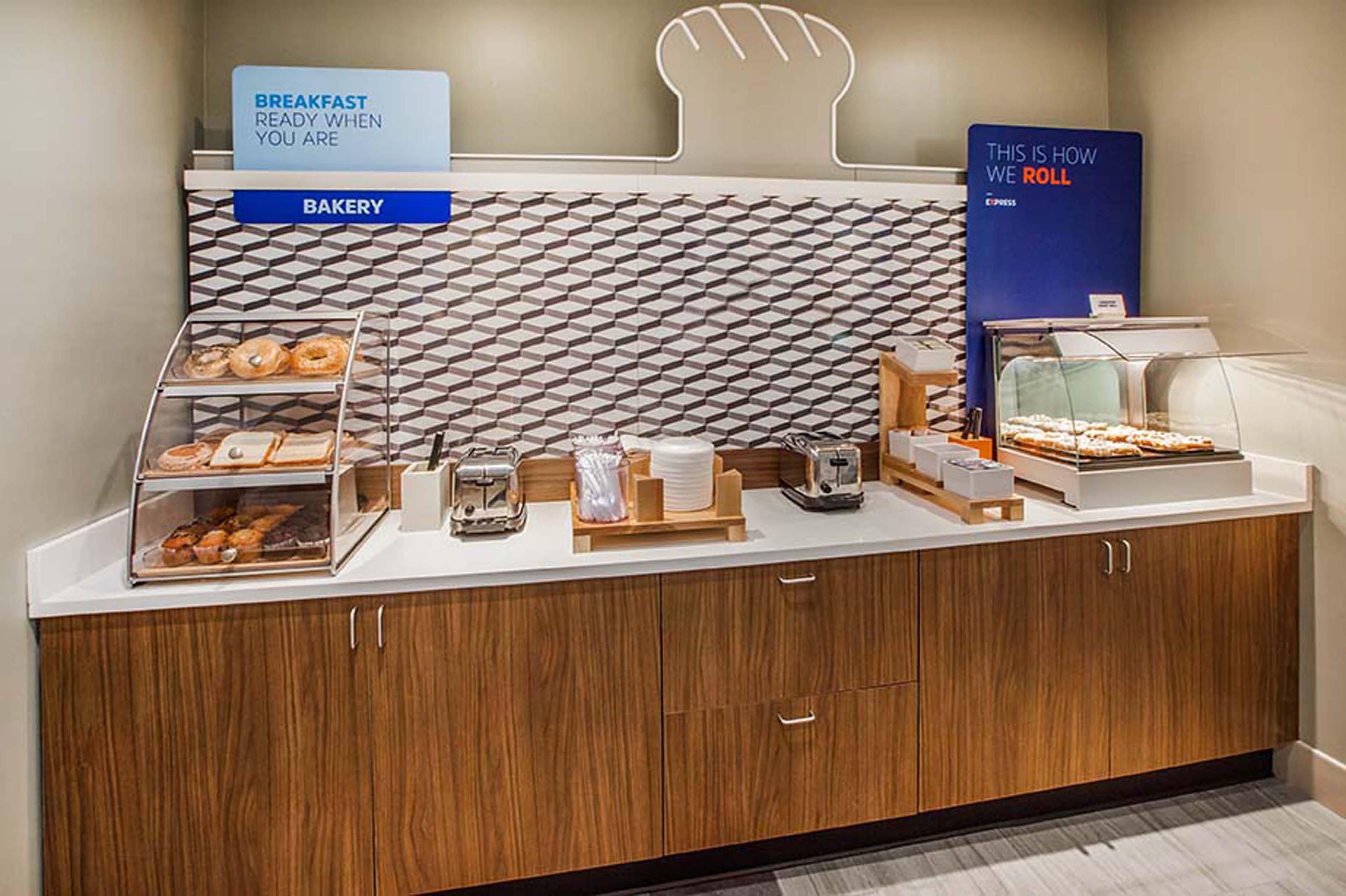 Holiday Inn Express Hotel & Suites Vacaville By Ihg Экстерьер фото