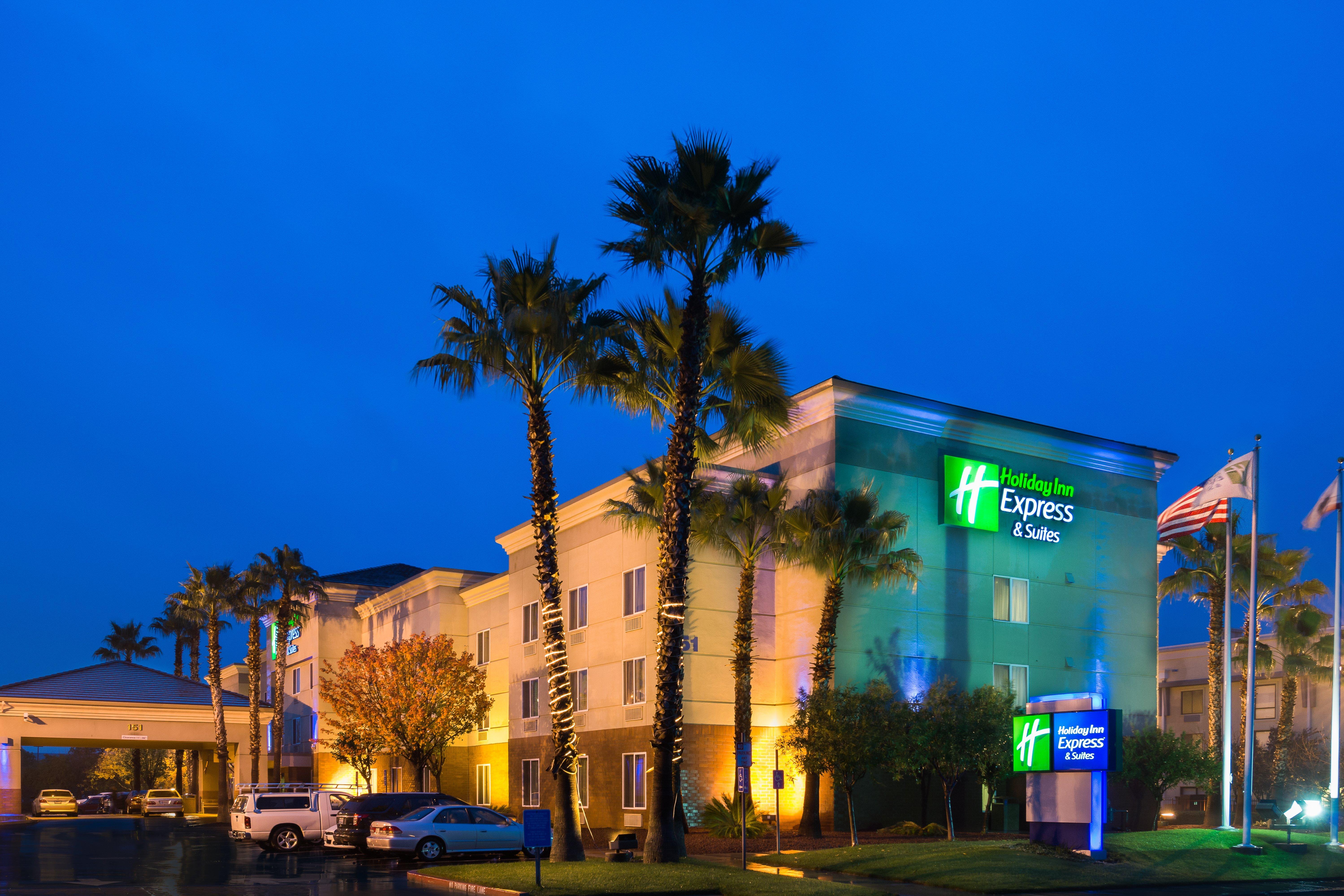Holiday Inn Express Hotel & Suites Vacaville By Ihg Экстерьер фото
